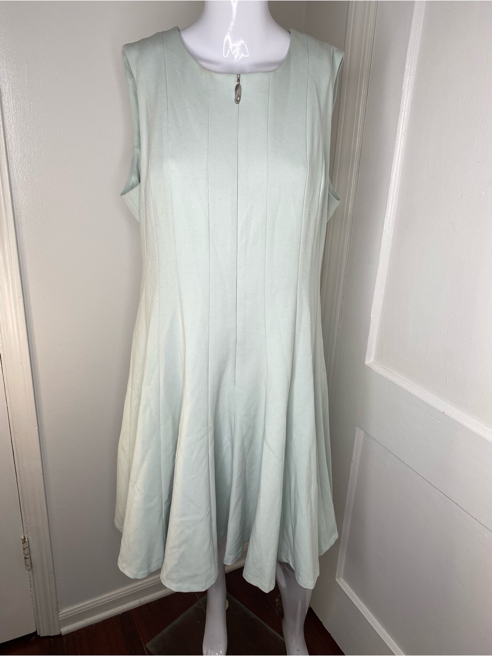 Donna Karan Mint Sleeveless Flared Shift Dress